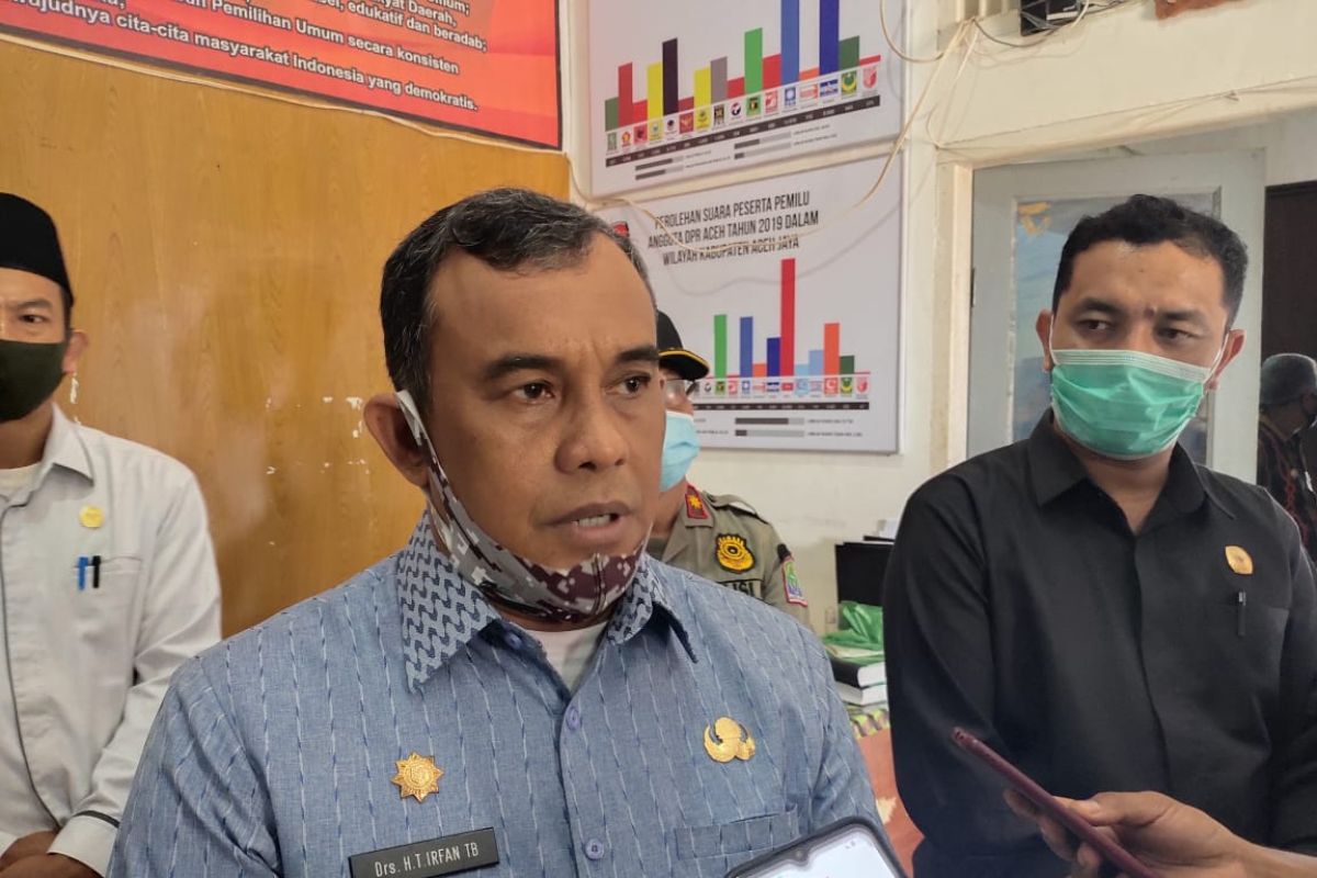 Bupati Aceh Jaya tawarkan beasiswa bagi pemuda perakit senjata