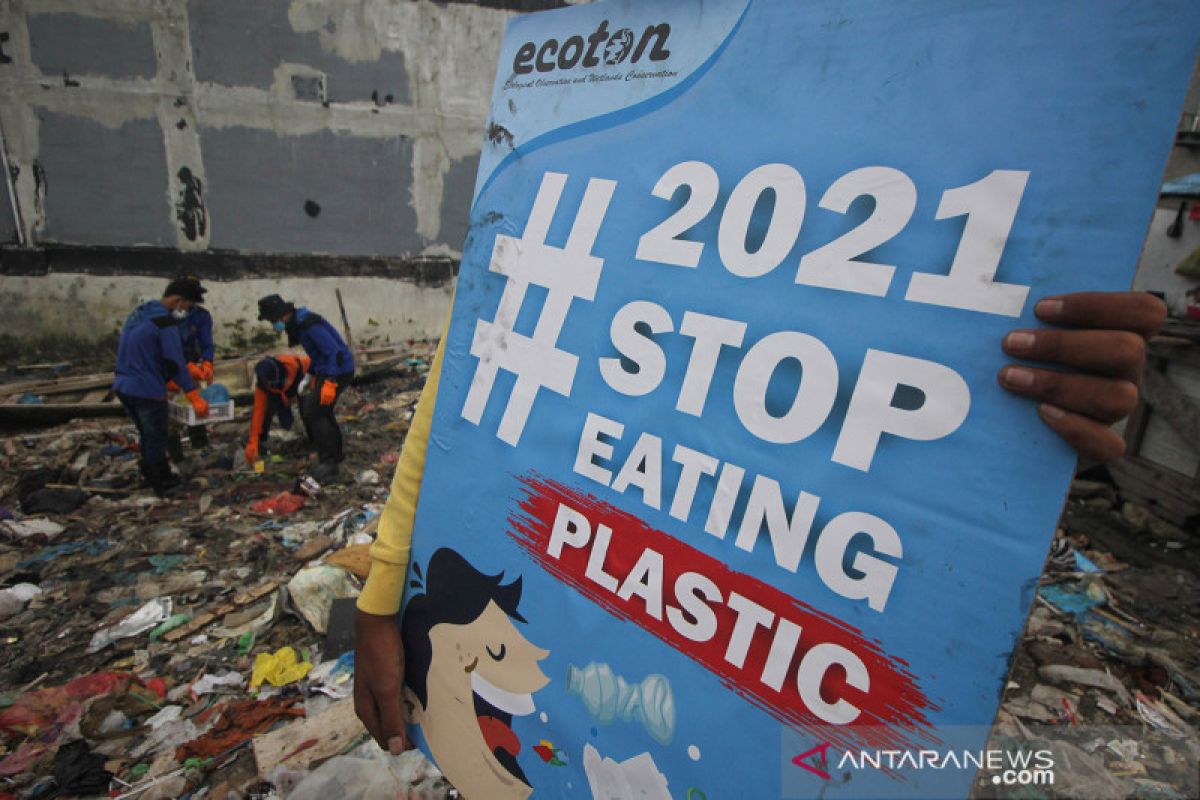 Putting the lid on plastic waste from e-commerce packaging