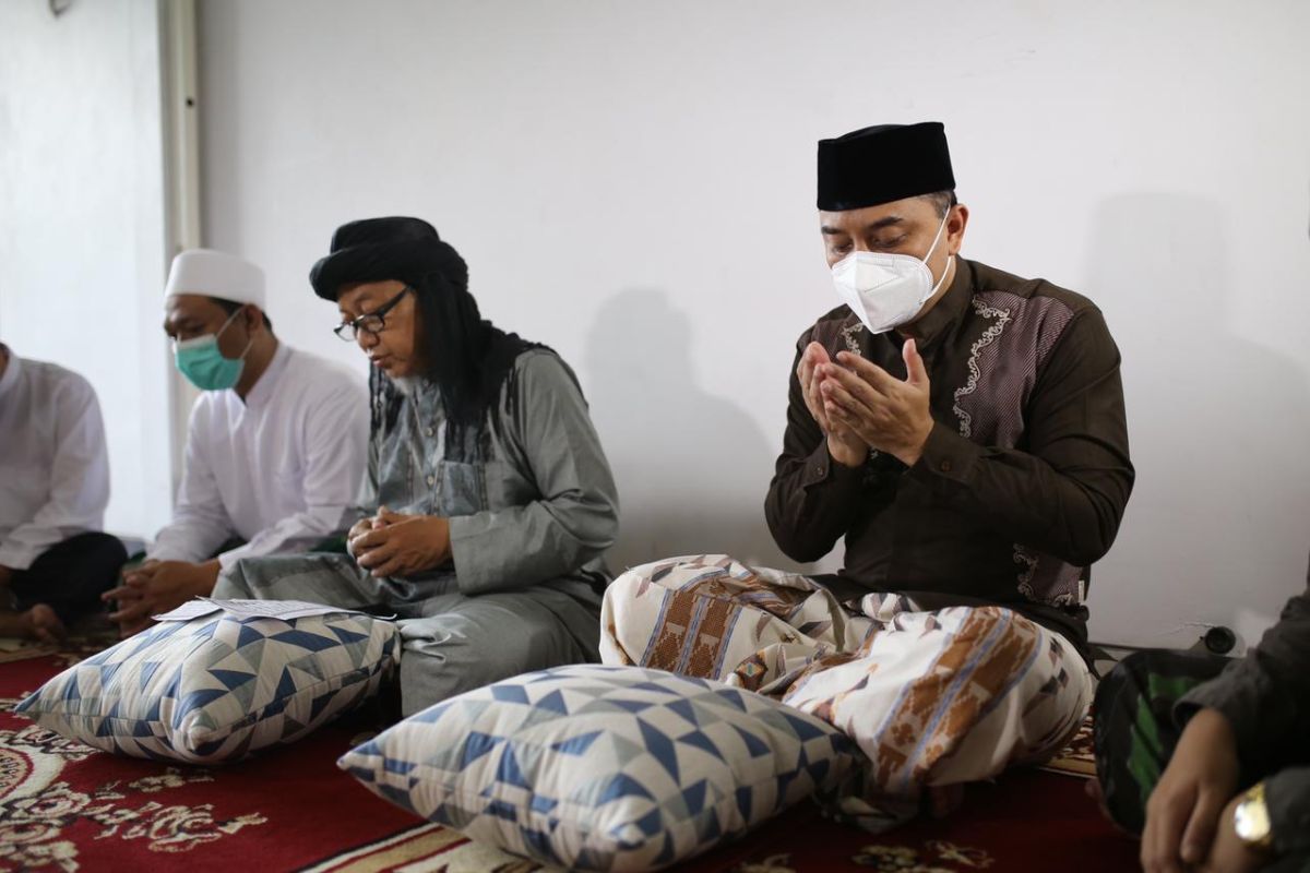 Jelang pelantikan, Wali Kota terpilih Eri Cahyadi gelar khataman Al Quran