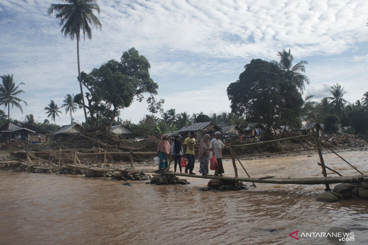 Kerusakan infrastruktur jalan dan jembatan akibat banjir di HST capai ratusan miliar