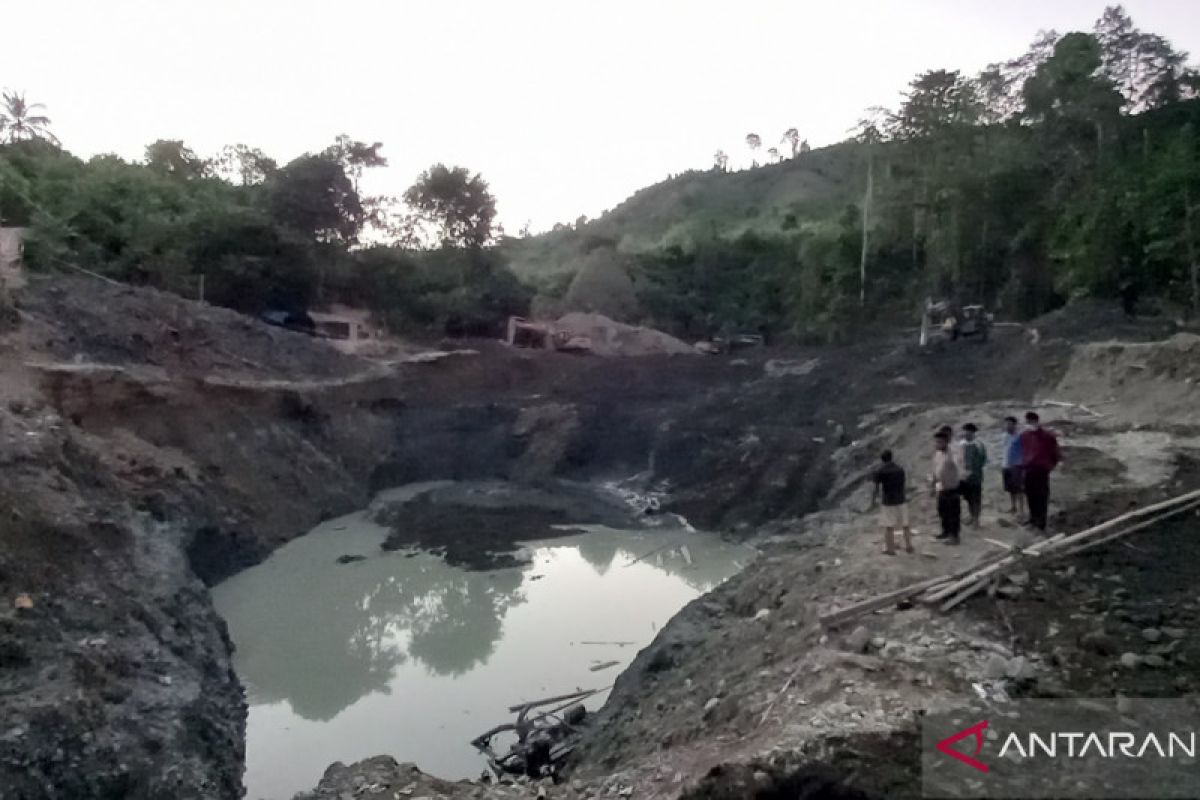 Parigi Moutong  ada tiga lokasi tambang emas ilegal