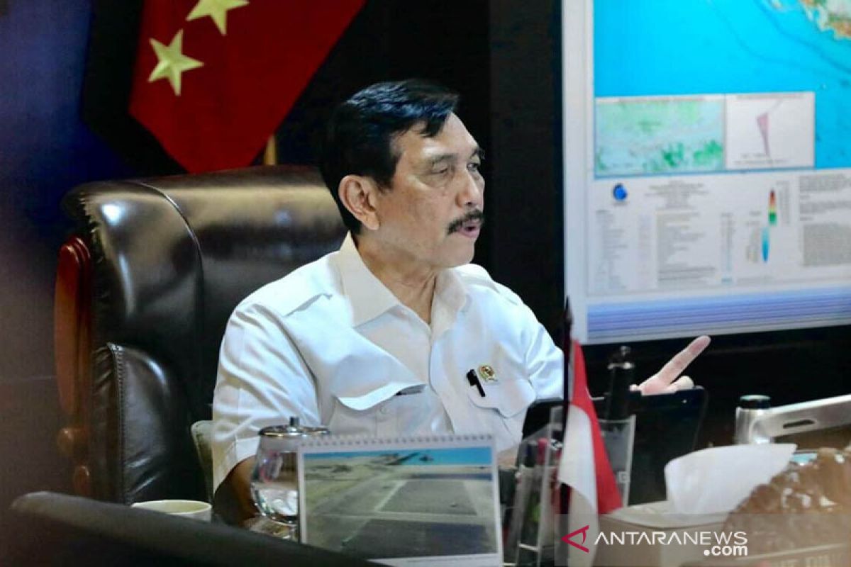 Luhut ungkap kemungkinan buka kembali pariwisata Bali