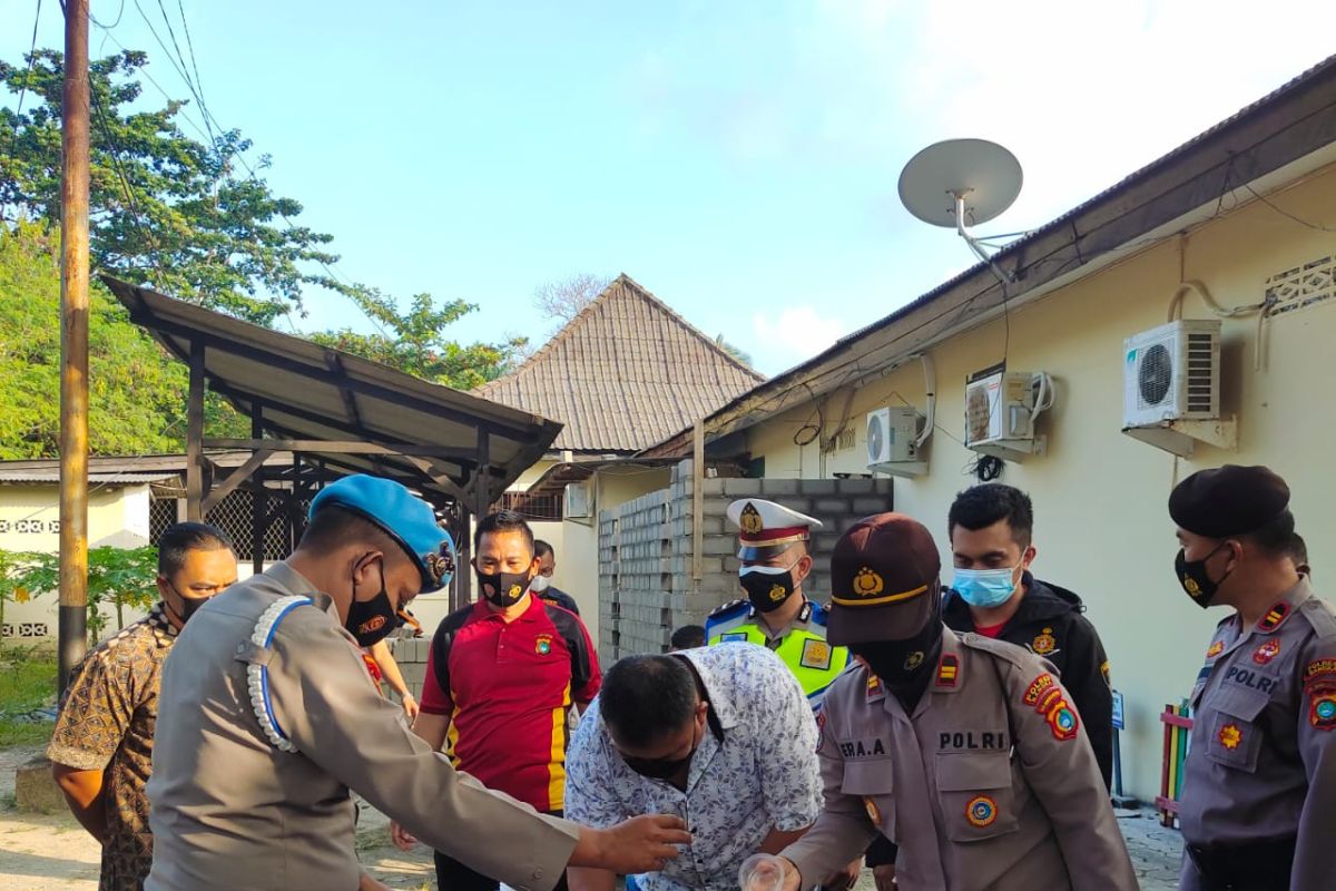 Propam Polda Bangka Belitung tes urine ratusan polisi Bangka