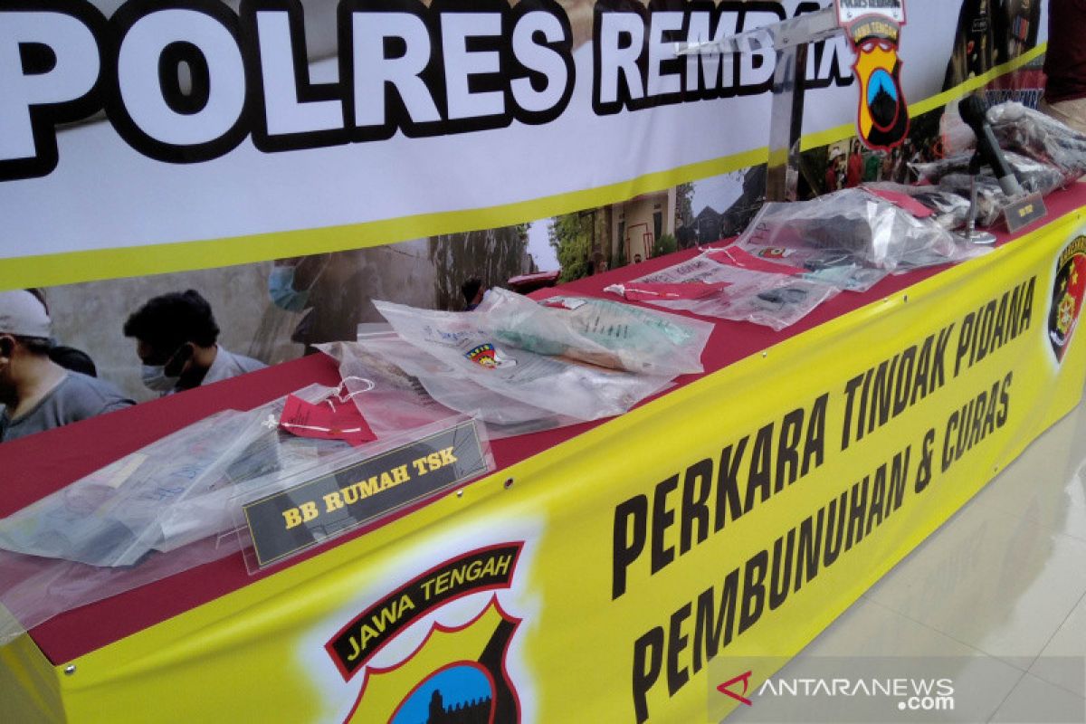 Tersangka pembunuh satu keluarga di Rembang ditahan