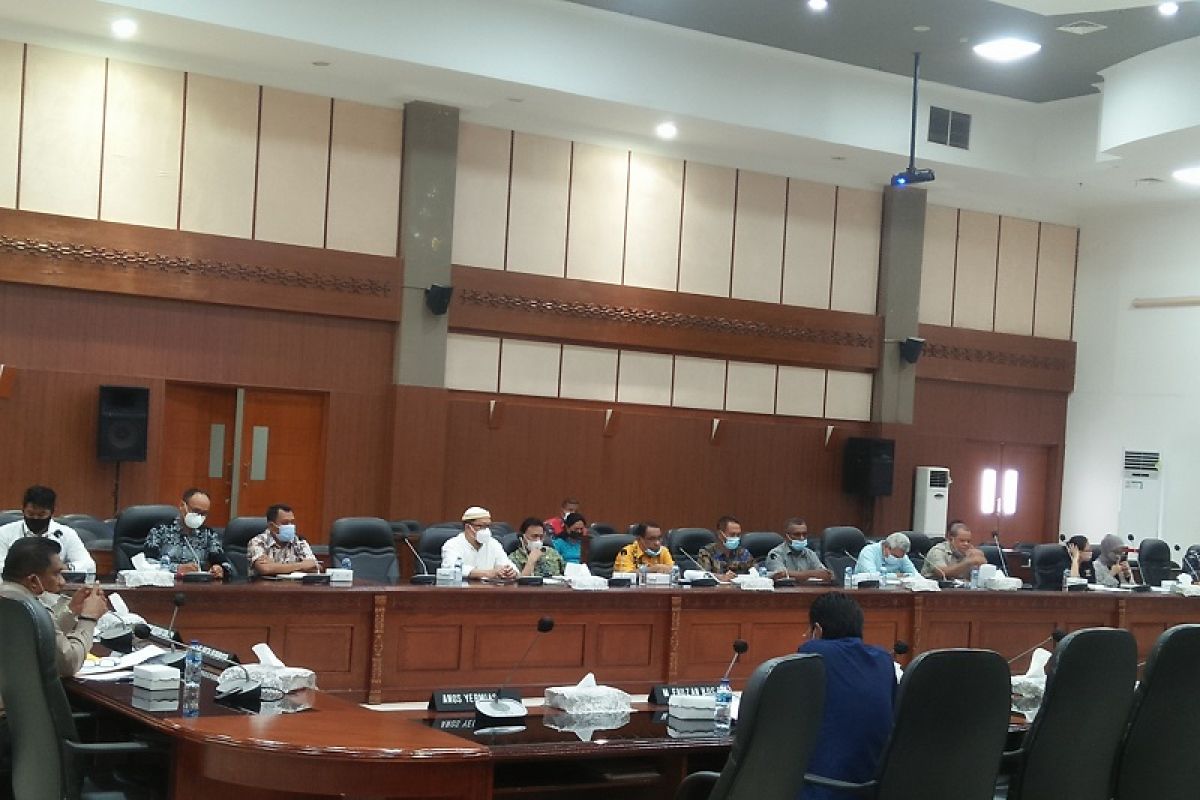 Komisi III DPRD Maluku ingatkan mitra masukan dokumen program 2020