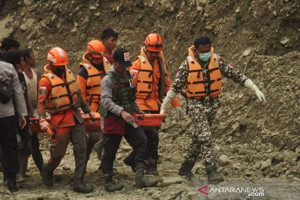 Operasi SAR belum temukan satu korban tambang longsor di Parigi Moutong