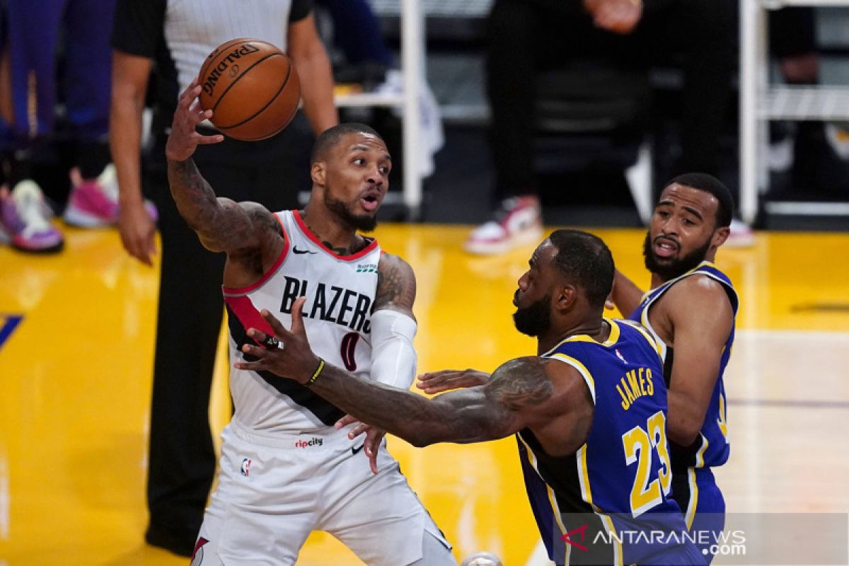 Tiga lemparan bebas Damian Lillard bawa Blazers atasi Heat