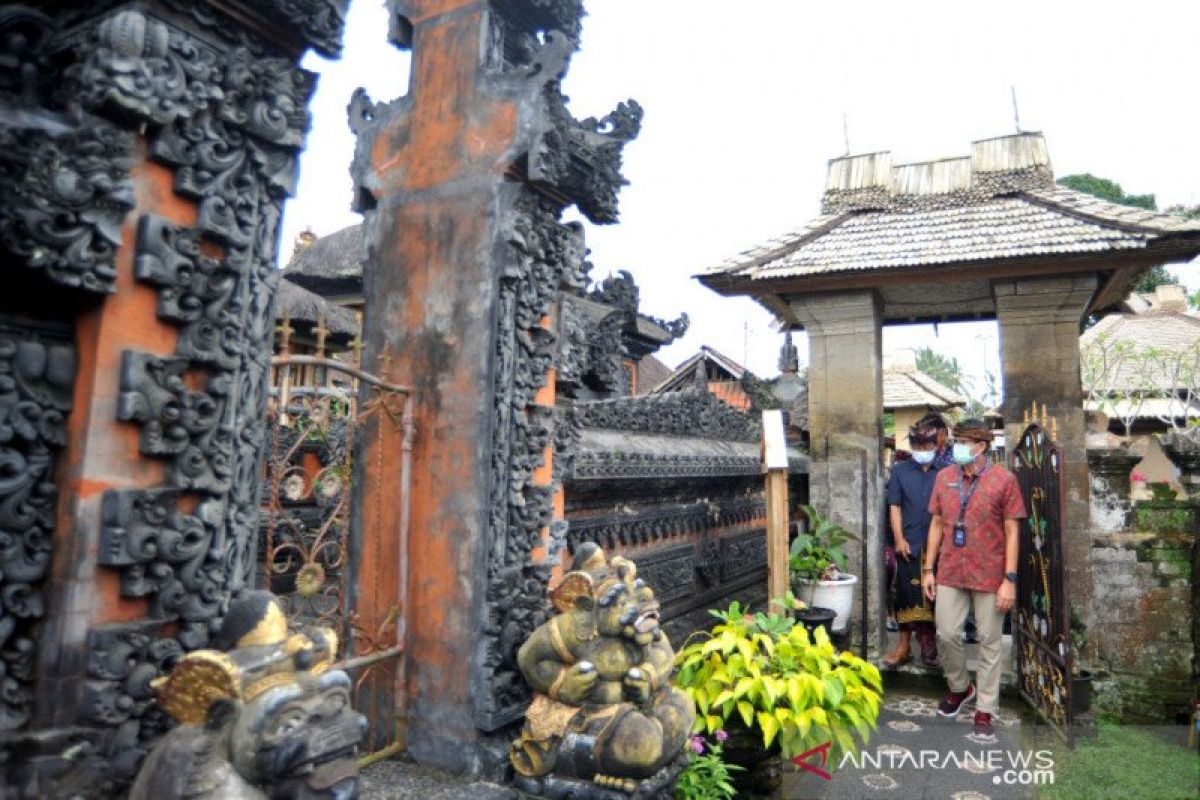 Kemarin, taksi terbang Bandara Soetta sampai soal pariwisata Bali