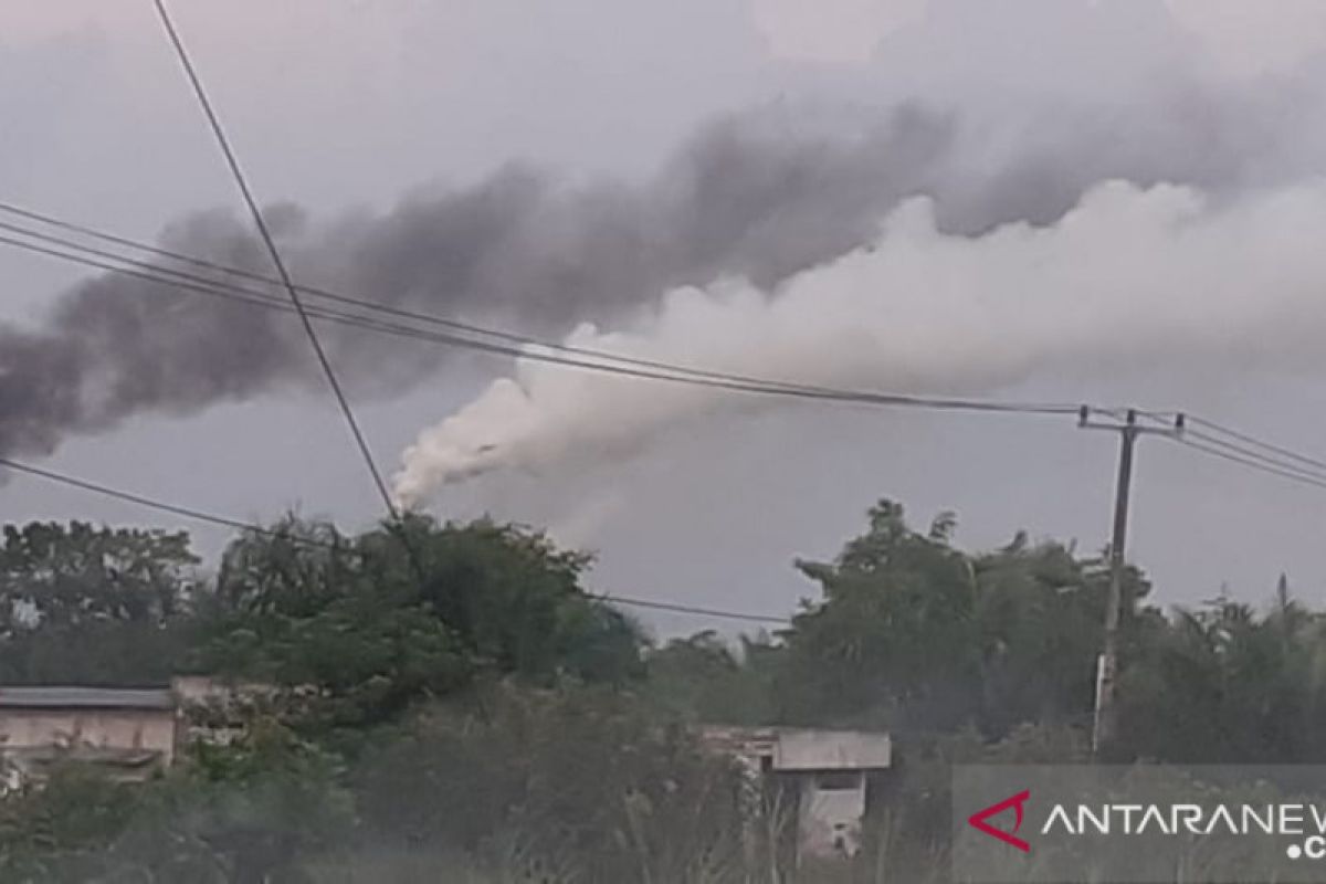 Polusi dari PT BIM membuat ngeri warga, DLH Siak: Angin bawa asap ke bawah