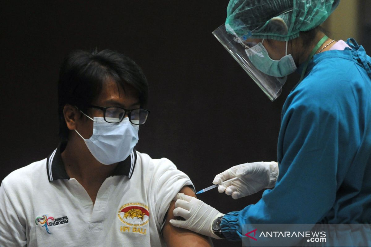 Sandiaga: Percepatan vaksinasi pacu pemulihan sektor parekraf