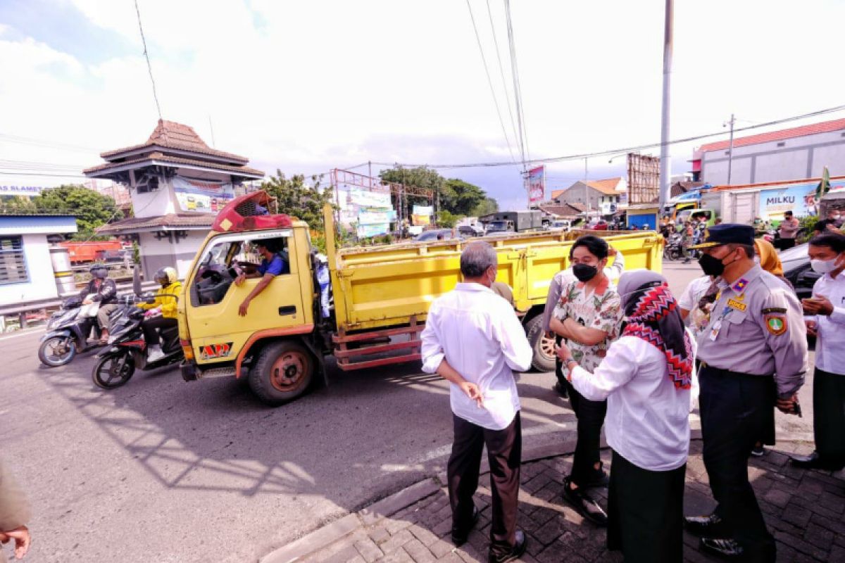 Gibran matangkan rencana pembangunan rel layang