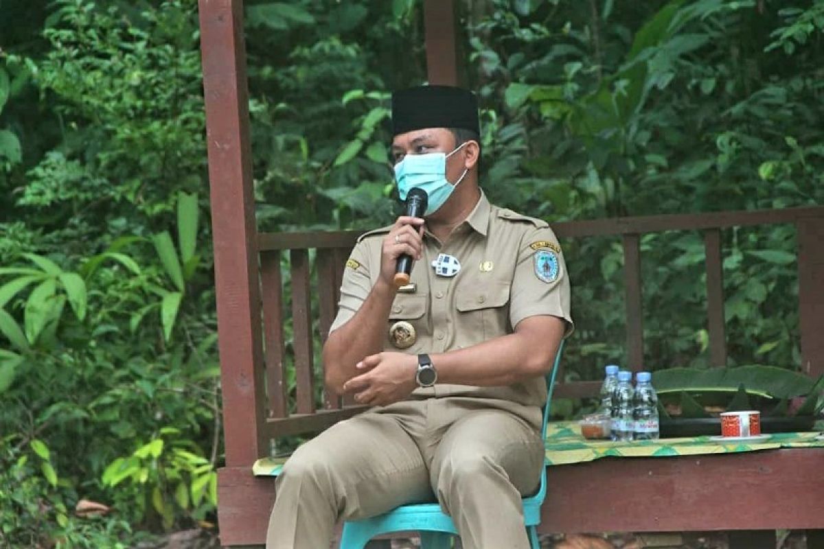 Bupati dorong penguatan pemasaran hasil perkebunan Lamandau