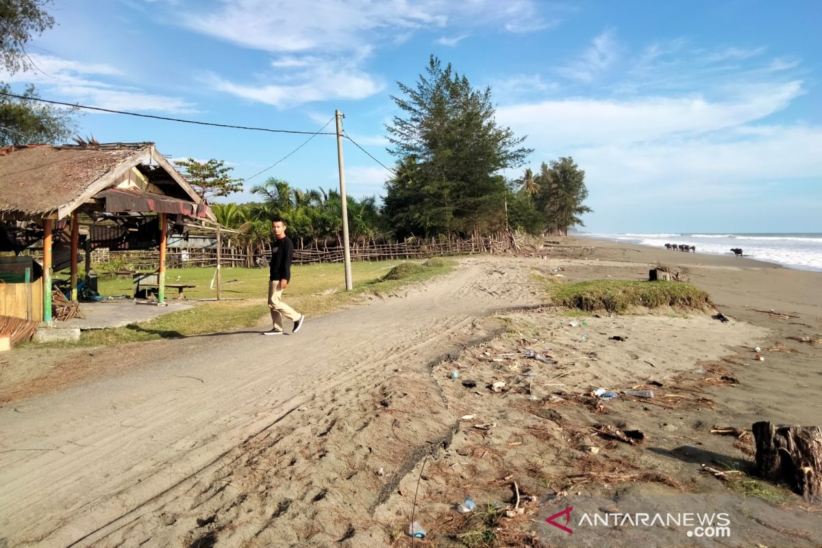 DPRK sebut abrasi pantai di Nagan Raya makin parah diduga akibat pengerukan pasir