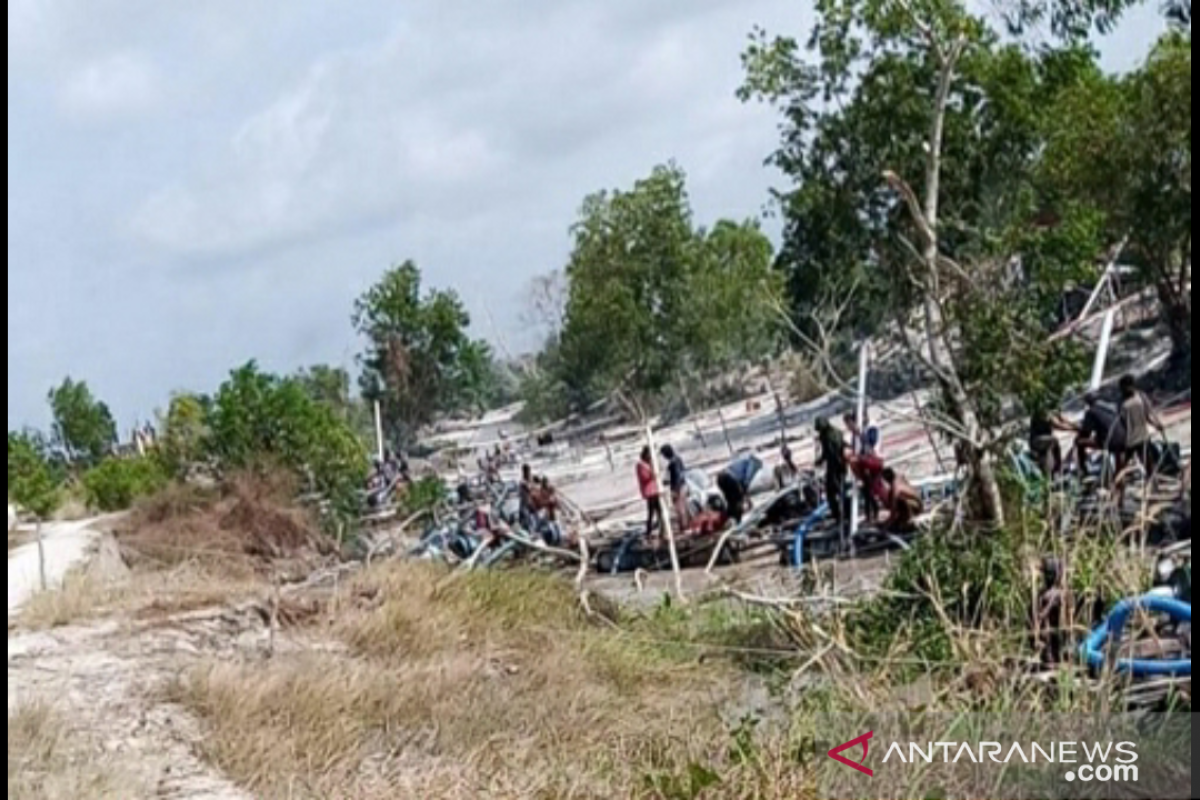 Penambang bijih timah liar hantam alur sungai di Bangka Tengah