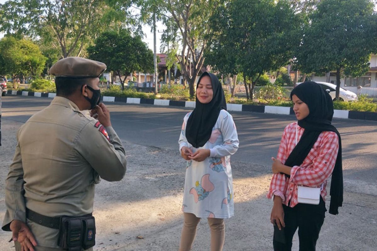 Tim Peucrok jaring 30 pelanggar protokol kesehatan. Ini sanksi diberikan