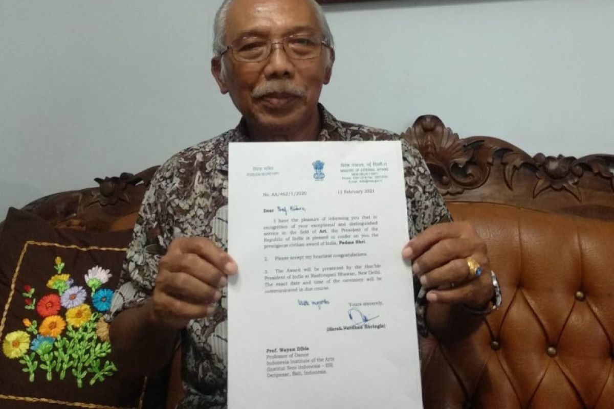 Budayawan Prof Dibia terima penghargaan seni "Padma Shri" dari India