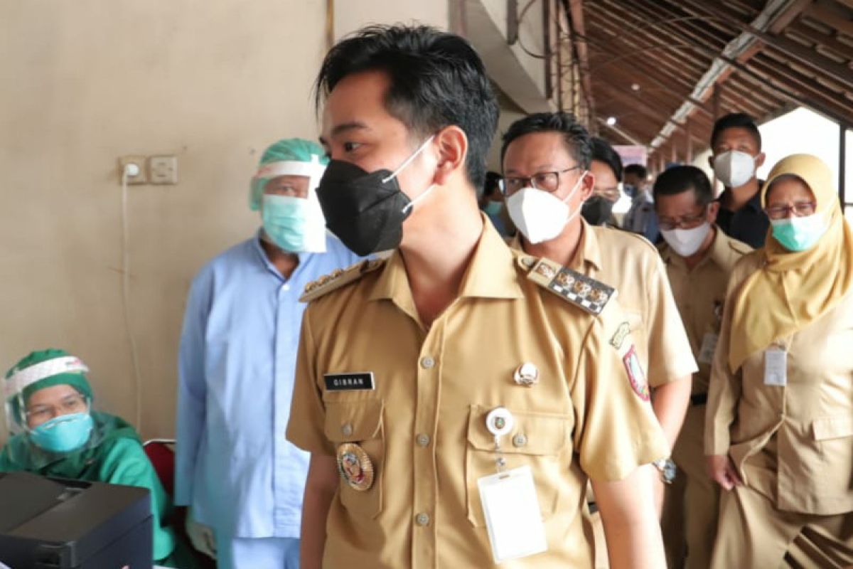 Wali Kota Gibran buka ruang aduan melalui medsos