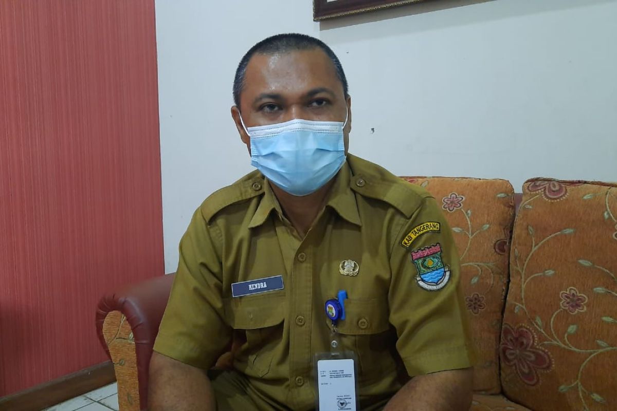Pedagang di Tangerang di vaksinasi COVID-19 setelah tenaga pendidik