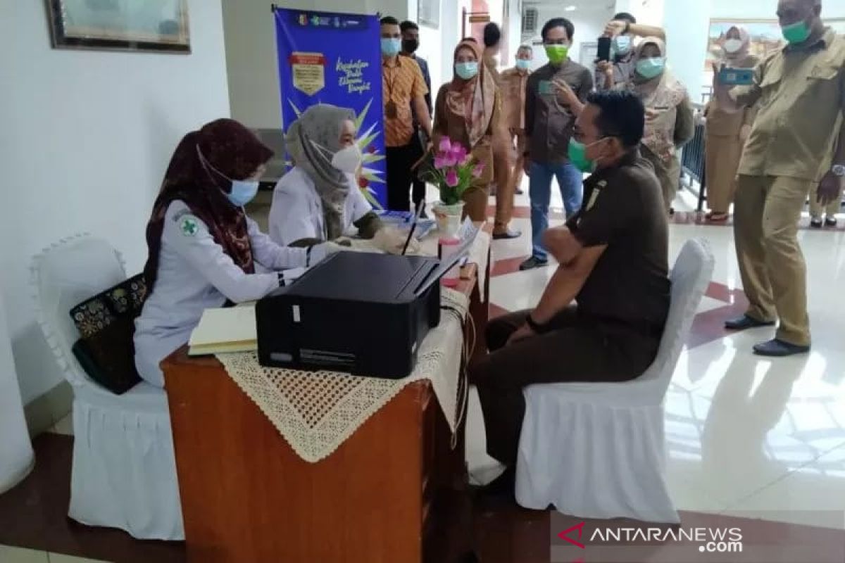 Pasien positif COVID-19 bertambah 10 total jadi 692 orang di Kota Solok