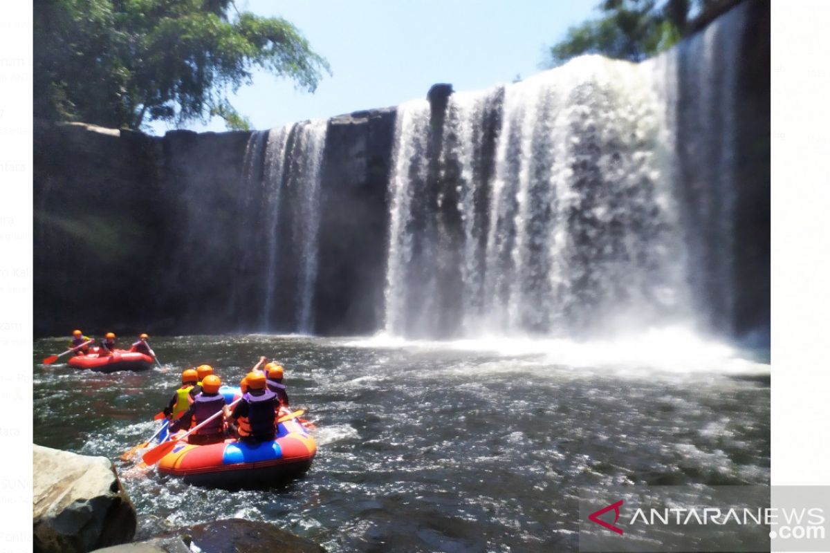 Wisata alam jadi tren, arung jeram bisa  jadi pilihan