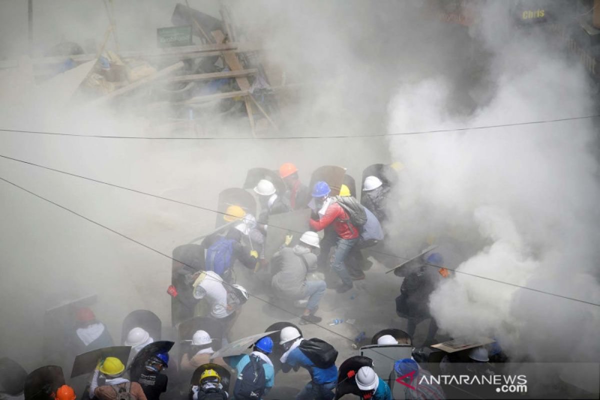 Pasukan Myanmar tangkap pemimpin unjuk rasa anti kudeta