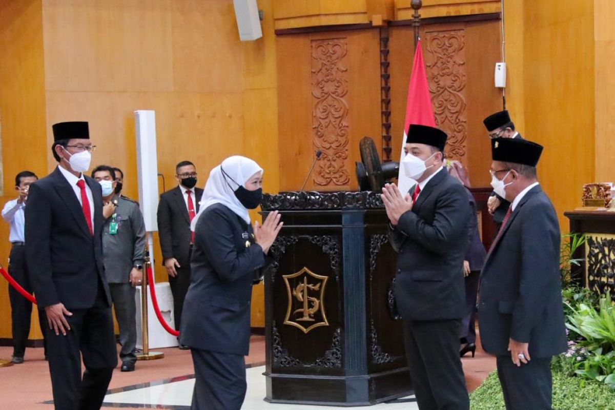 Gubernur Khofifah minta Pemkot Surabaya bersinergi dengan Pemprov Jatim