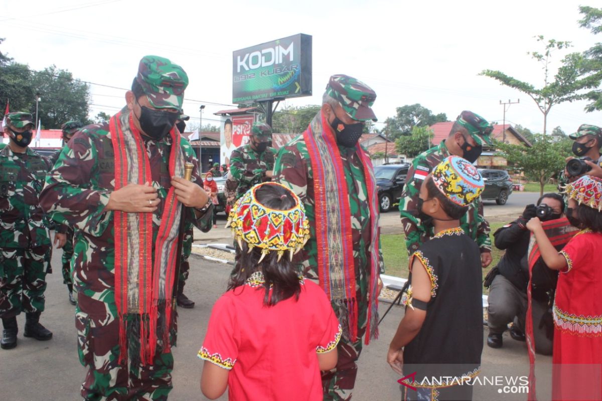 Pangdam VI/Mulawarman lakukan Kunker ke Kodim 0912/Kubar