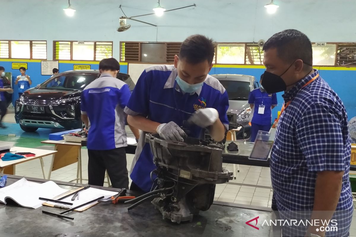 Ikuti LKS, SMKN 2 Surabaya siapkan latihan skala nasional