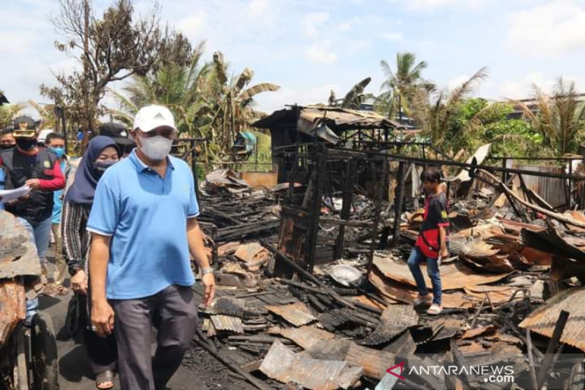 Dinsos Banjarmasin pastikan bantuan musibah kebakaran di Pelambuan