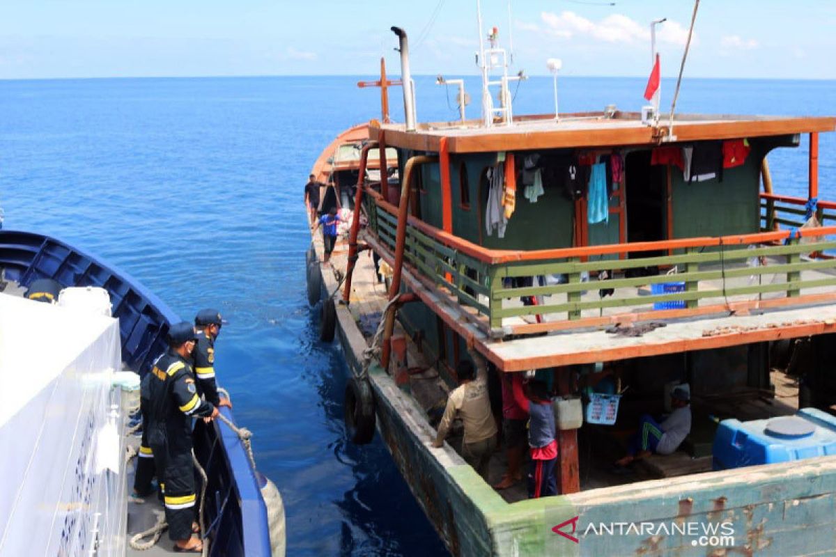 KKP tertibkan tiga kapal pelanggar regulasi di Halmahera Tengah
