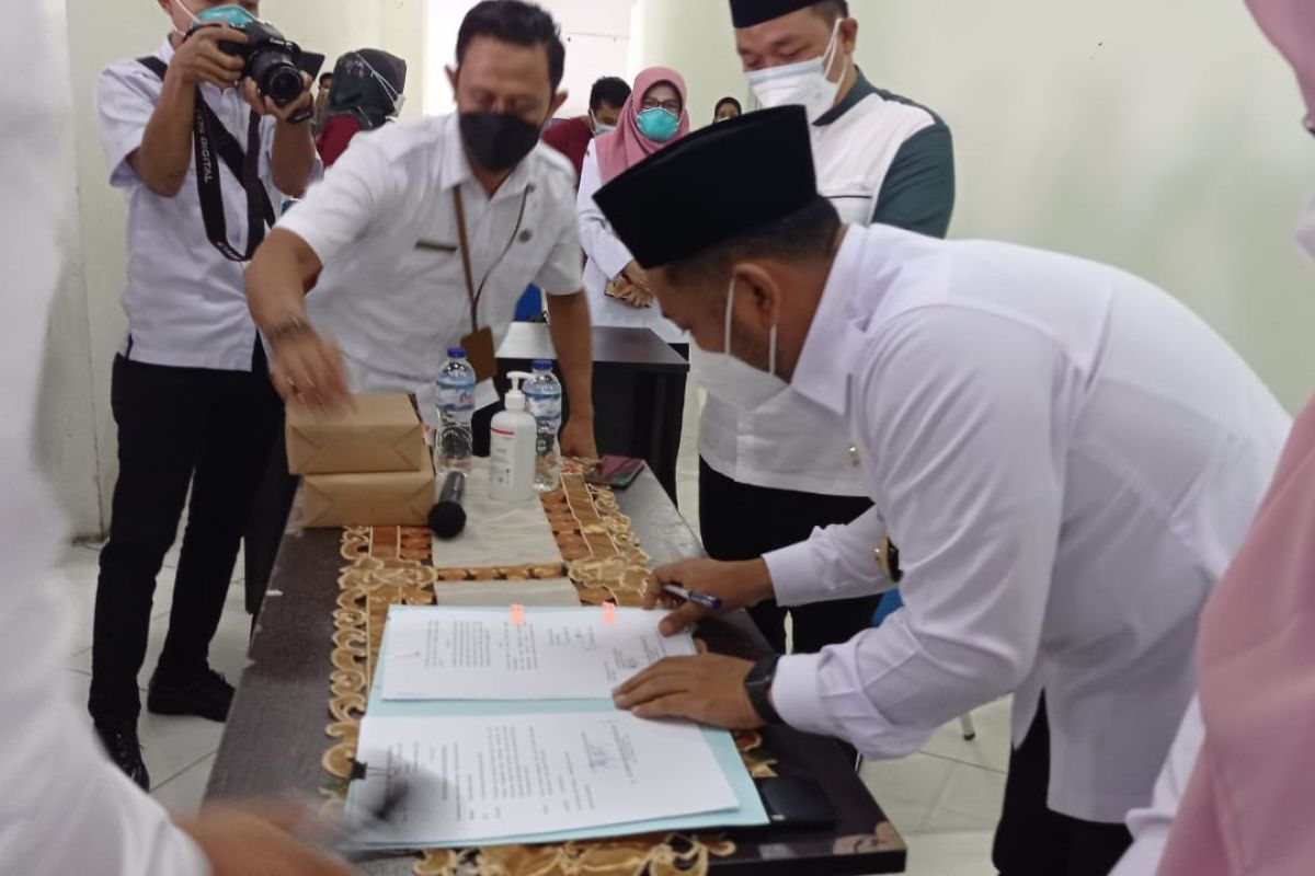 Intensif COVID-19 untuk tenaga kesehatan di RS Lapangan Gresik akhirnya cair