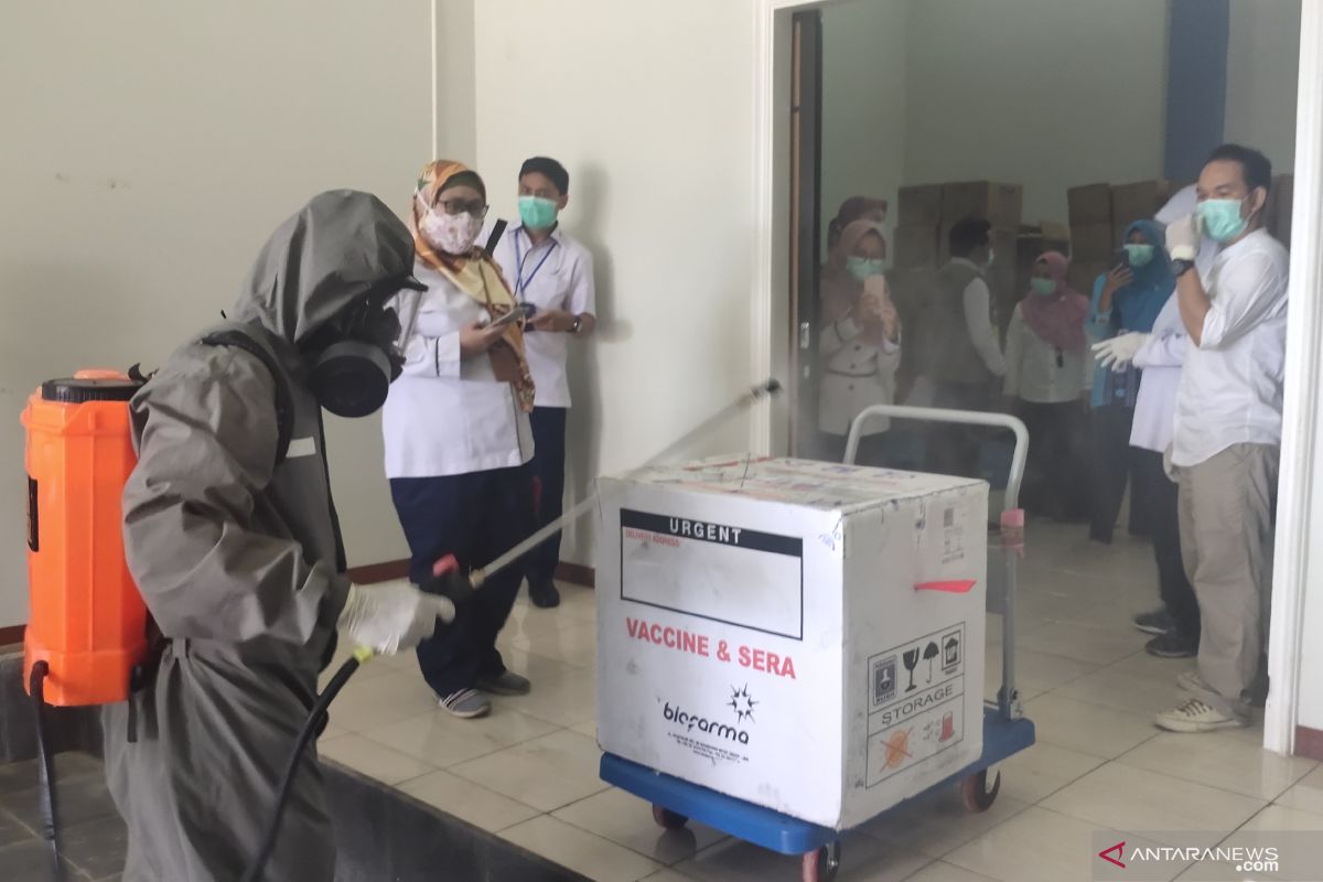 DPRD, TNI-POLRI, BPBD dan Satpolpp menjadi sasaran vaksinasi tahap dua di HST