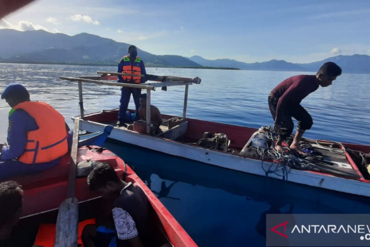 Polisi tangkap lima nelayan  Sikka terkait bahan peledak