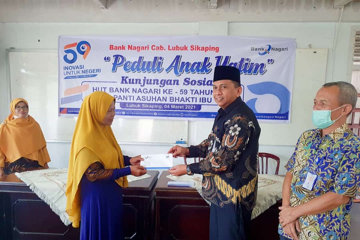 Peringati HUT ke-59, Bank Nagari Lubuk Sikaping Pasaman santuni anak yatim