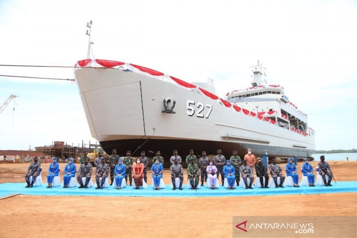 Pengadaan kapal angkut tank kontribusi Kemhan mendukung industri pertahanan nasional