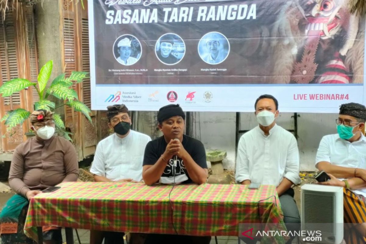 Seniman Bali soroti maraknya penari Rangda yang kebablasan