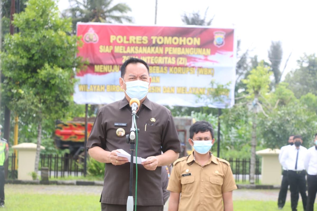 Wali Kota Caroll apresiasi pencanangan zona integritas menuju WBK -WBBM Polres Tomohon