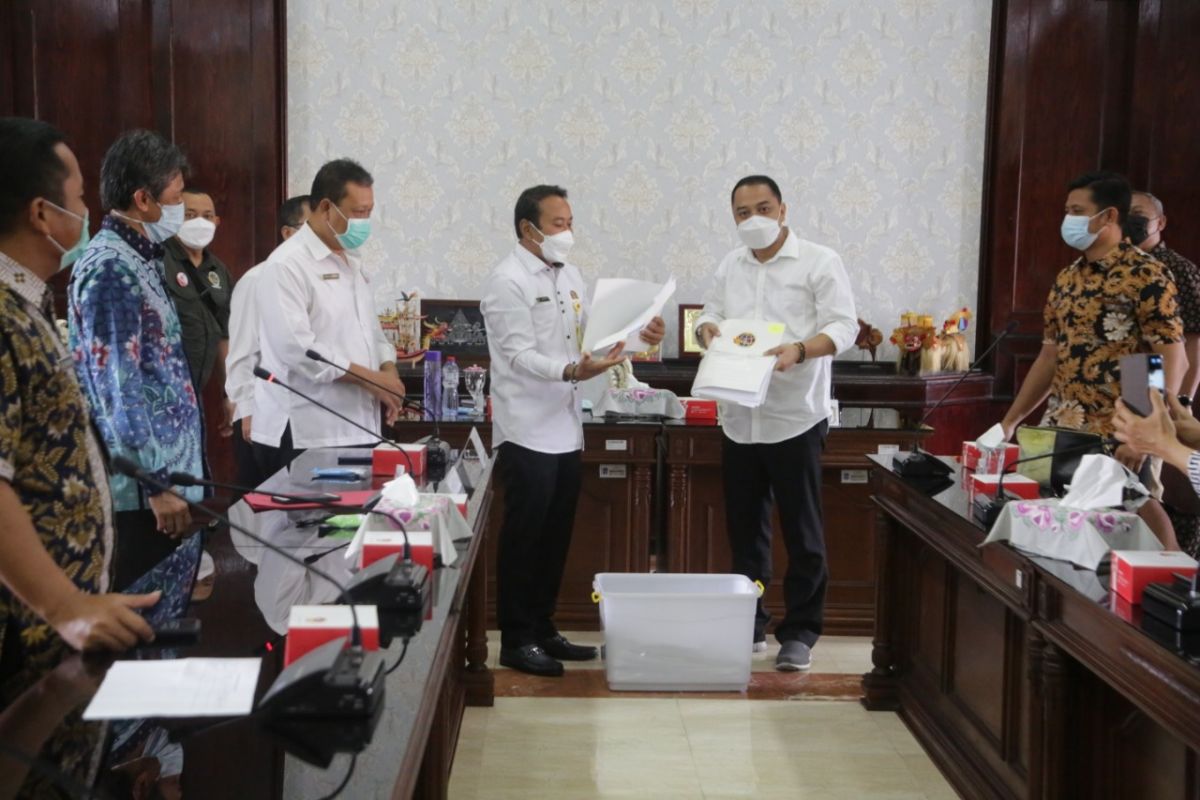 Eri Cahyadi targetkan sertifikasi seluruh aset Pemkot Surabaya selesai 2023