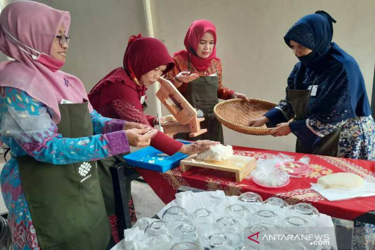 Pakar ekonomi ungkap pembelajaran dari setahun pandemi COVID-19