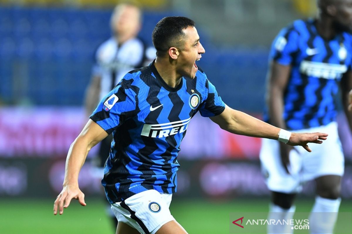 Alexis Sanchez sumbang dua gol saat Inter amankan tiga poin dari Parma