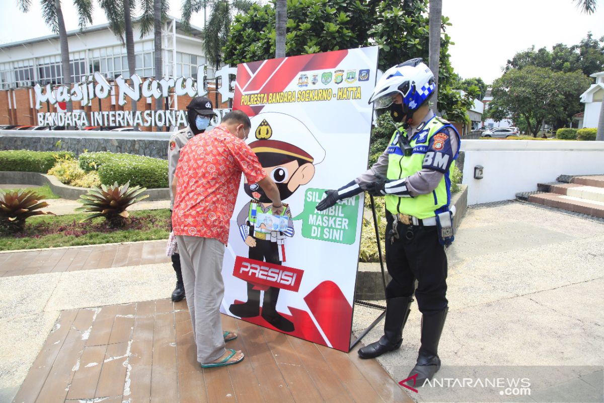 Polresta Bandara Soetta luncurkan ATM Masker