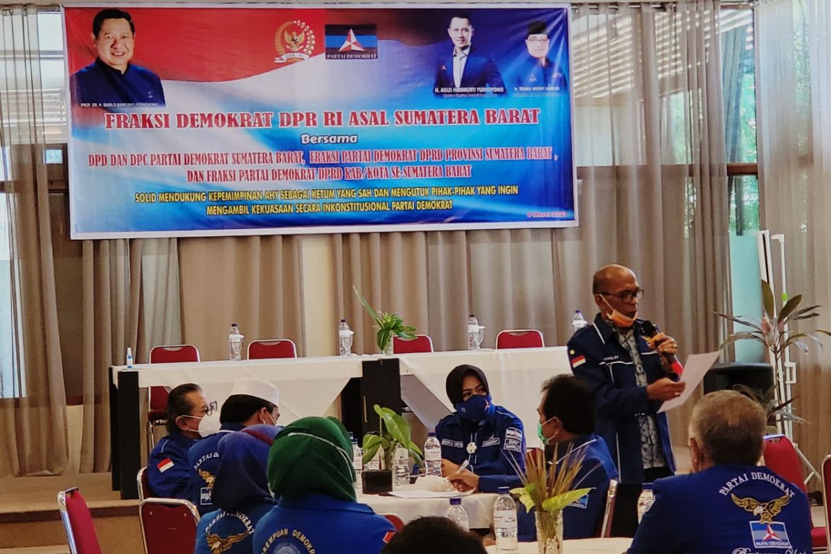 Solid bersama Ketum AHY, Demokrat Sumbar deklarasikan penolakan KLB