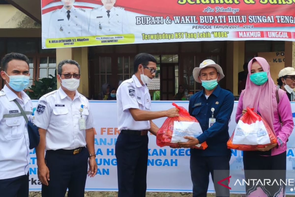 ASDP Batulicin salurkan bantuan korban pasca banjir di Kalsel