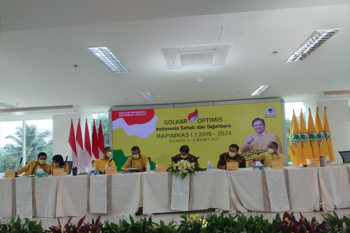 Airlangga Hartarto umumkan hasil Rapimnas I Golkar 2021