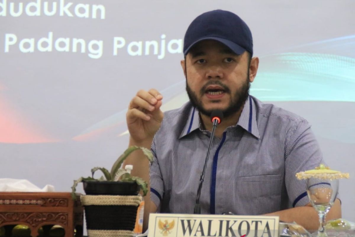 Wako Fadly: Disdukcapil Padang Panjang harus miliki beragam inovasi