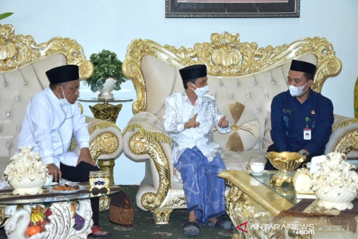 Bupati Gorontalo dan Dirjen Bina Pemdes bahas kesiapan Pilkades