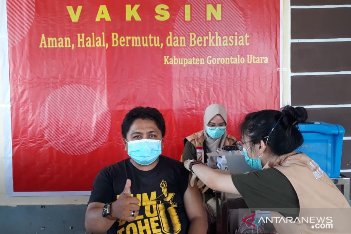 Pemkab Gorontalo Utara fasilitasi pekerja media divaksinasi COVID-19