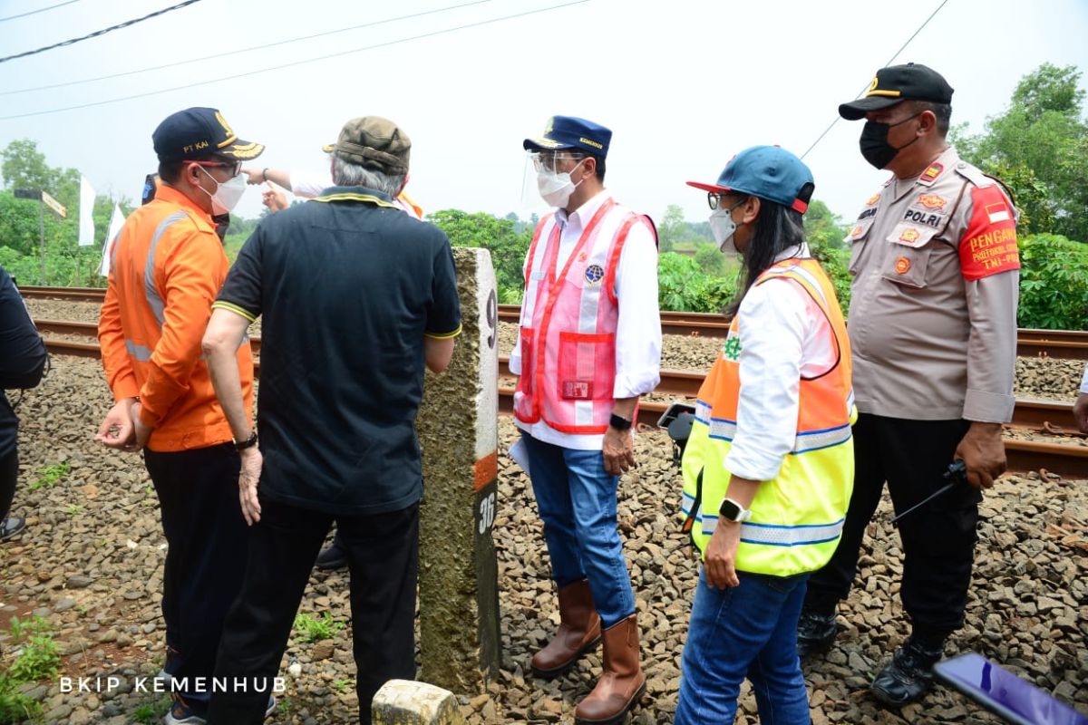 Menhub tinjau titik lokasi rencana pembangunan Stasiun Jatake