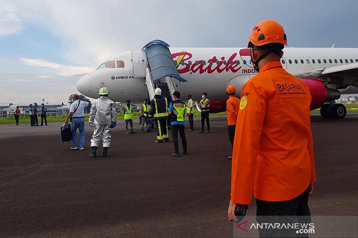 Batik Air mendarat kembali di Jambi karena kendala di roda depan