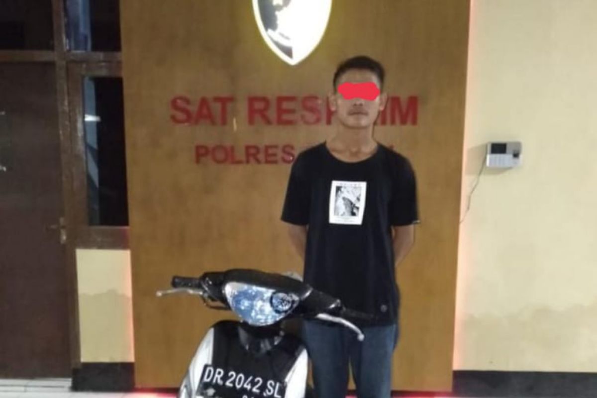 Seorang pelajar dibekuk karena mencuri sepeda motor warga